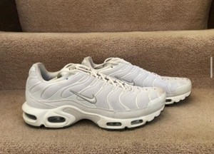 tns triple white